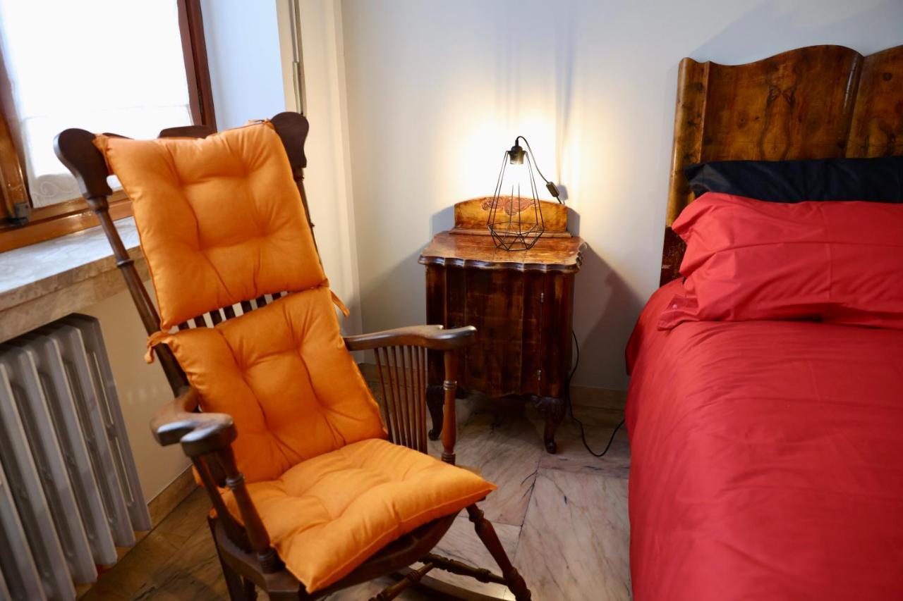 La Casa Dei Nonni - Ampio Trilocale Zona Lingotto * Turin