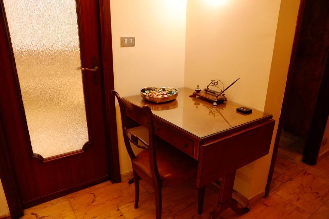 La Casa Dei Nonni - Ampio Trilocale Zona Lingotto Turin
